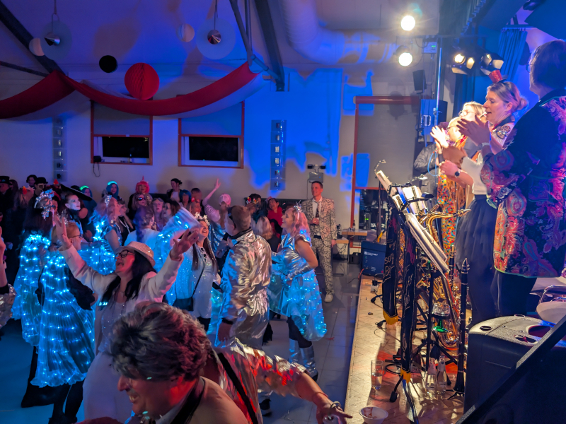 PXL_20260206_210545598